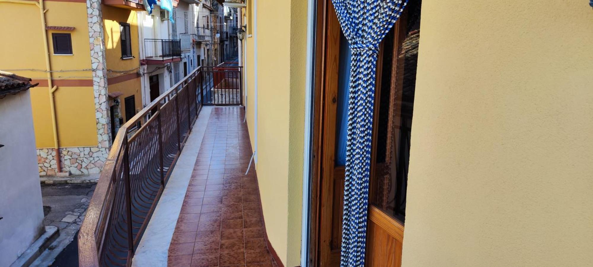 Apartament Panoramico Wifi Tv Centro Storico Casteldaccia Zewnętrze zdjęcie