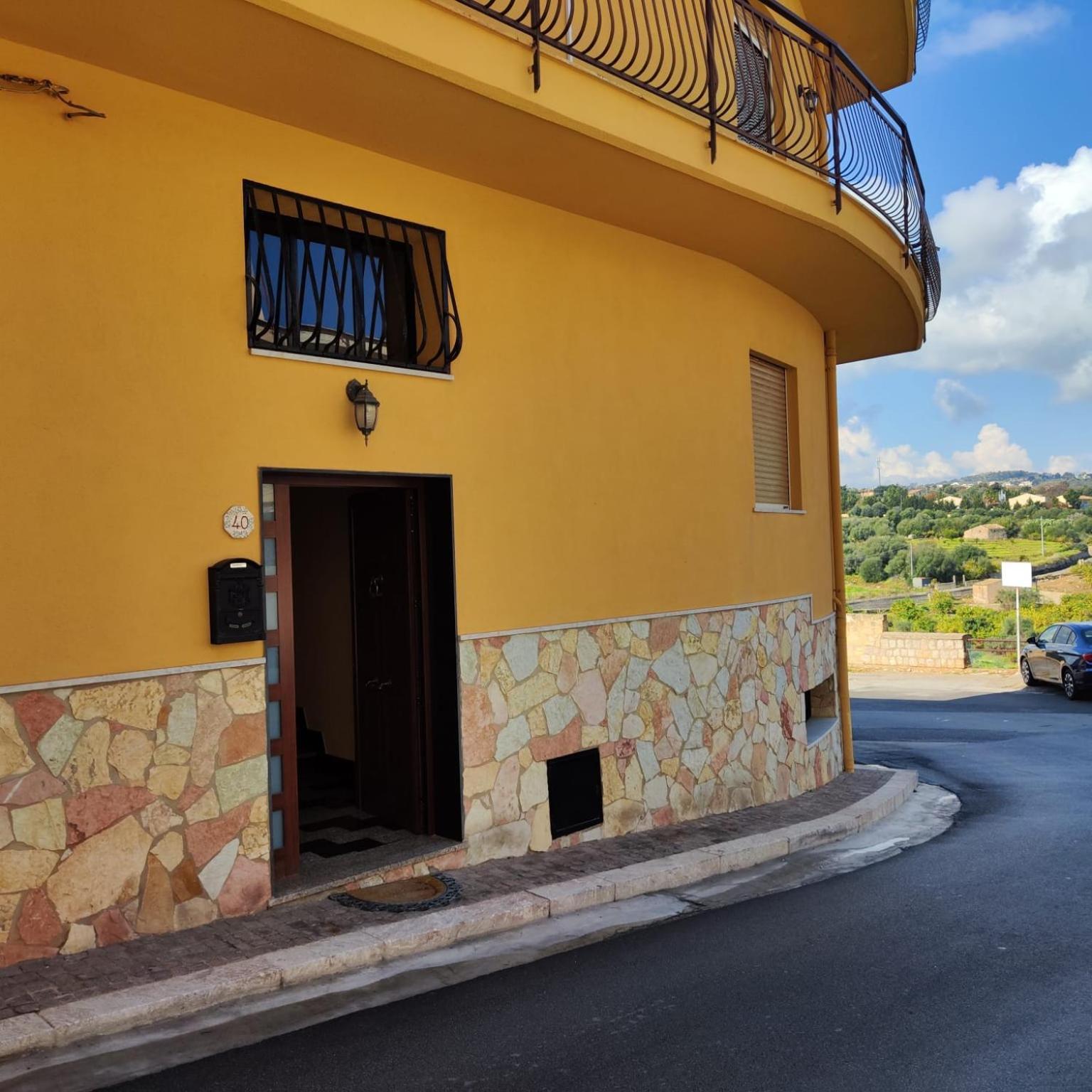 Apartament Panoramico Wifi Tv Centro Storico Casteldaccia Zewnętrze zdjęcie